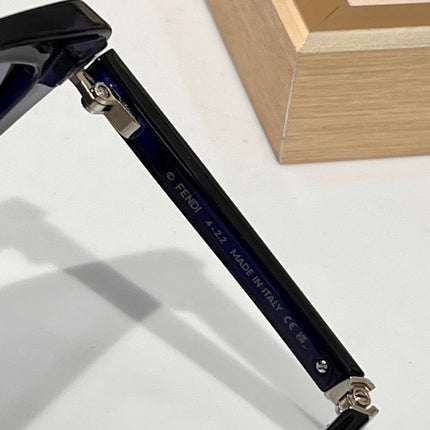 FOLDABLE FF DIAMONDS CAT-EYE SUNGLASSES 548844 IN ACETATE