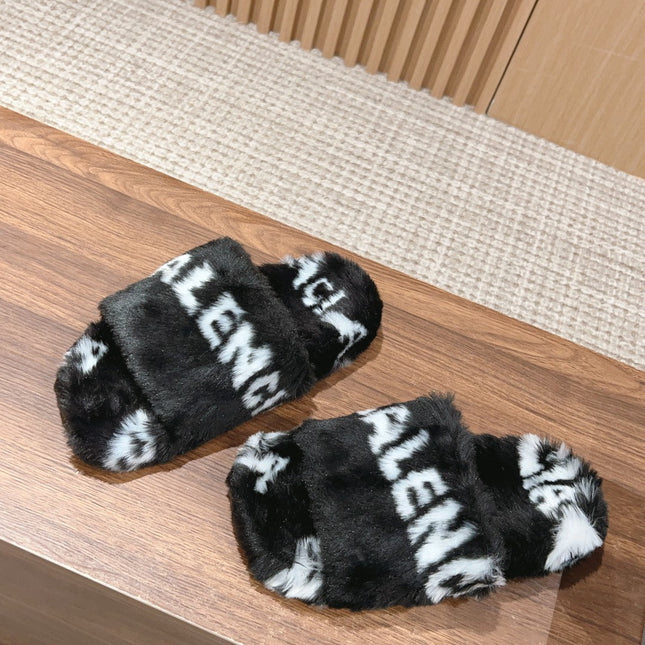 LAMB WOOL SLIPPER BLACK AND WHITE