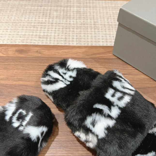 LAMB WOOL SLIPPER BLACK AND WHITE