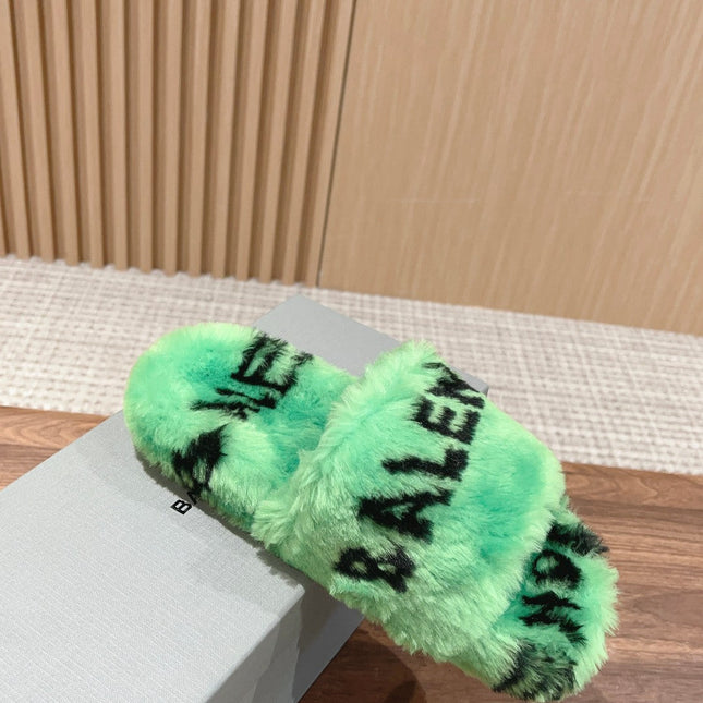 LAMB WOOL SLIPPER GREEN AND BLACK