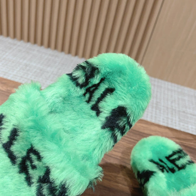 LAMB WOOL SLIPPER GREEN AND BLACK
