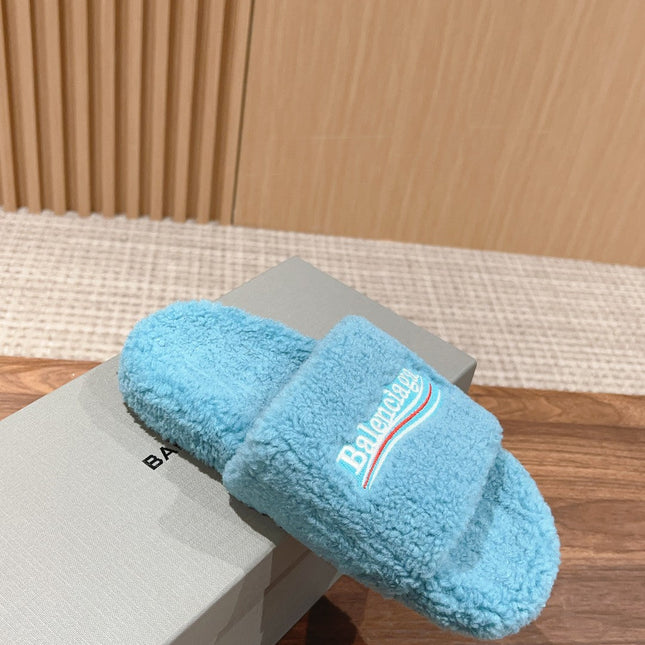 FURRY SLIDES IN SKY BLUE CURLY SHEARLING