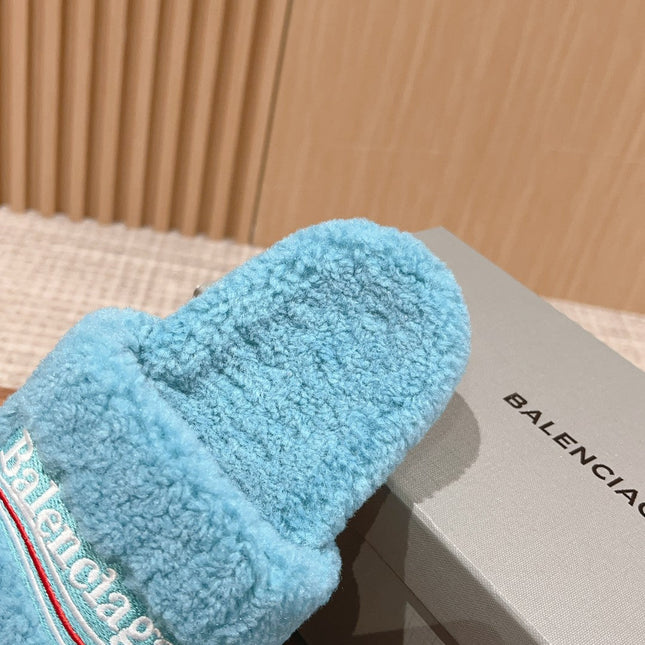 FURRY SLIDES IN SKY BLUE CURLY SHEARLING