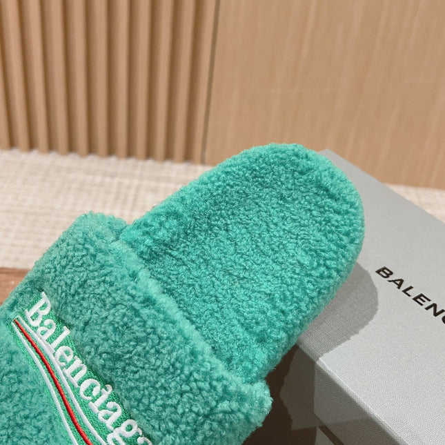 FURRY SLIDES IN TURQUOISE CURLY SHEARLING