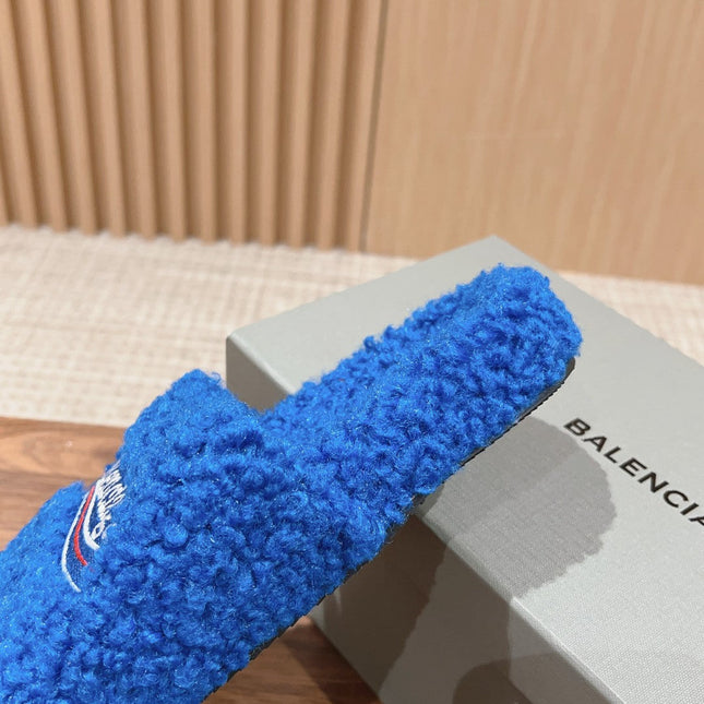 FURRY SLIDES IN COBALT BLUE CURLY SHEARLING