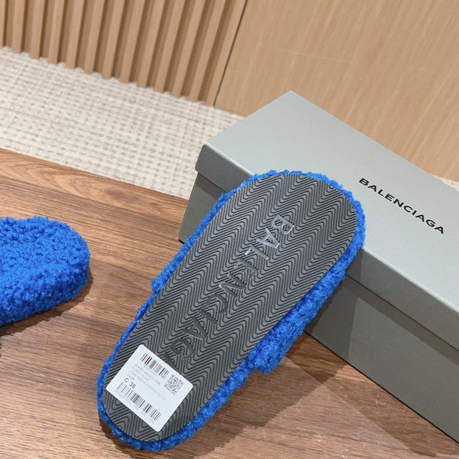 FURRY SLIDES IN COBALT BLUE CURLY SHEARLING