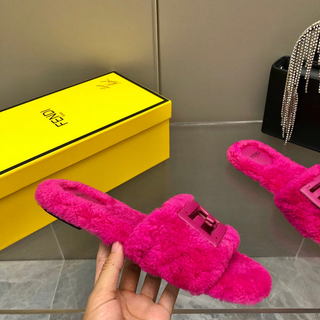 FENDI BAGUETTE SLIDE SLIPPERS IN DEEP PINK WOOL