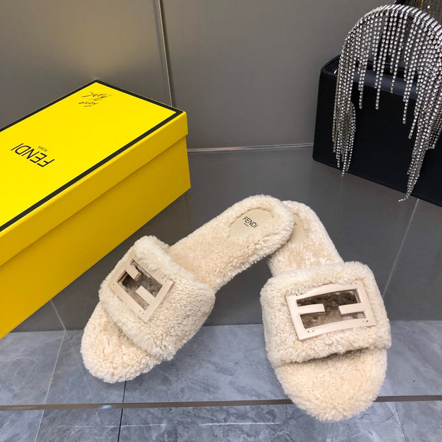 FENDI BAGUETTE SLIDE SLIPPERS IN BEIGE WOOL
