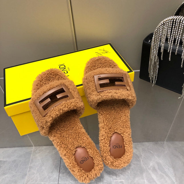 FENDI BAGUETTE SLIDE SLIPPERS IN CINNAMON BROWN WOOL
