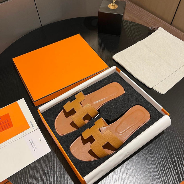 0RAN SANDAL Leather Brown