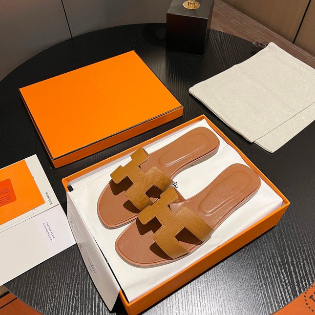 0RAN SANDAL Leather Brown