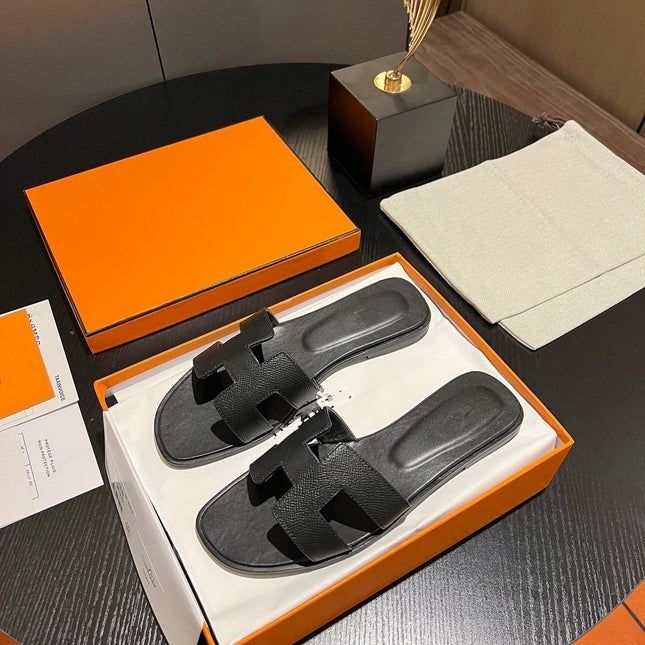 0RAN SANDAL Leather Black