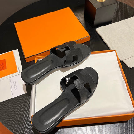 0RAN SANDAL Leather Black