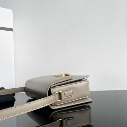 TRIOMPHE TEEN 18 GREY COWHIDE