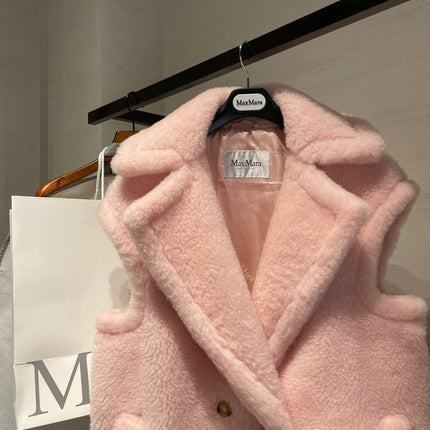 MAX MARA 25S SLEEVELESS TEDDY VEST 064