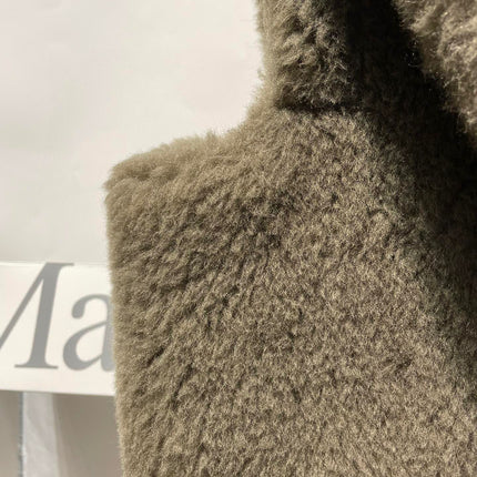 MAX MARA 25S SLEEVELESS TEDDY VEST 90550