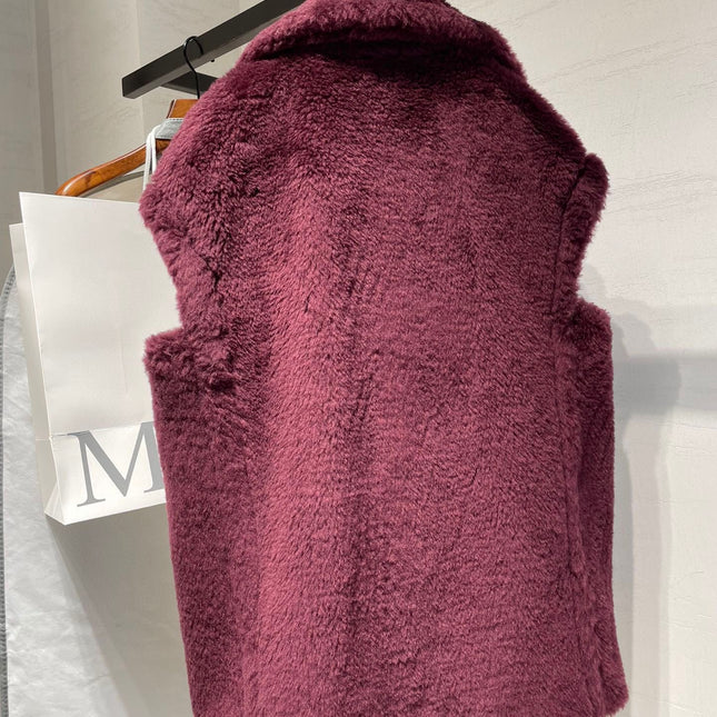 MAX MARA 25S SLEEVELESS TEDDY VEST 065