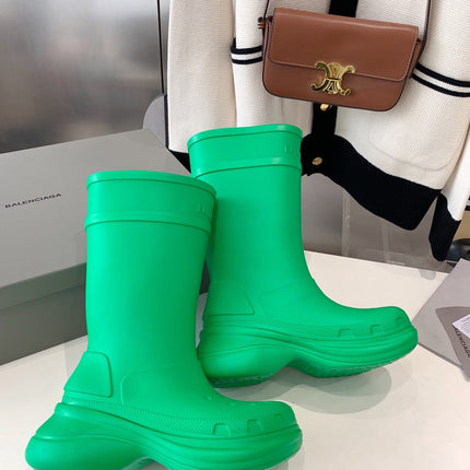 CROCS BOOTS IN GREEN RUBBER