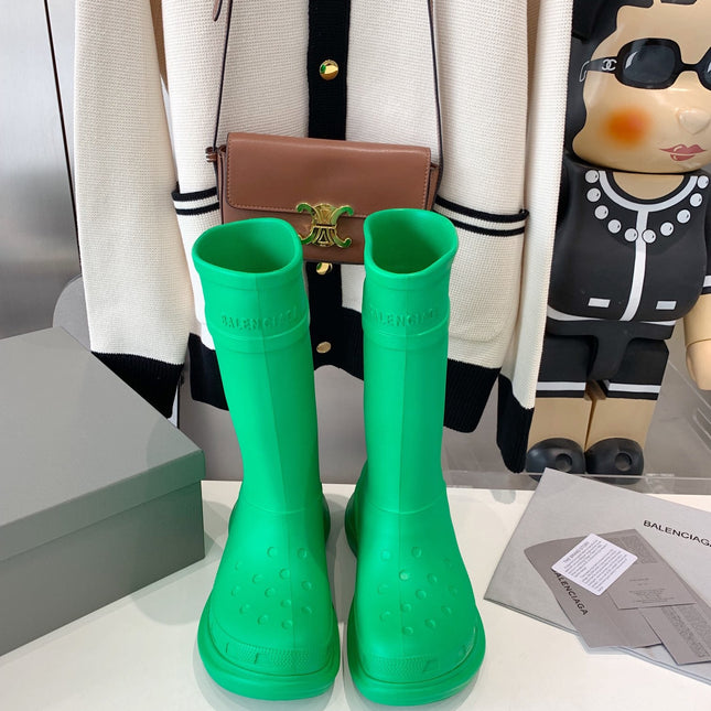 CROCS BOOTS IN GREEN RUBBER