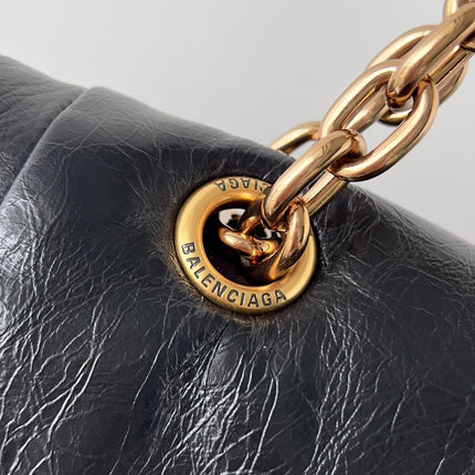 MONACO MEDIUM BAG 32 IN BLACK ARENA CALFSKIN GOLD HARDWARE