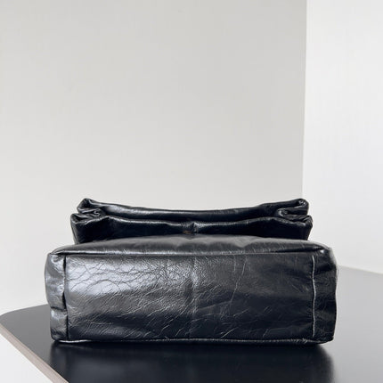 MONACO SMALL BAG 28 IN BLACK ARENA CALFSKIN GOLD HARDWARE