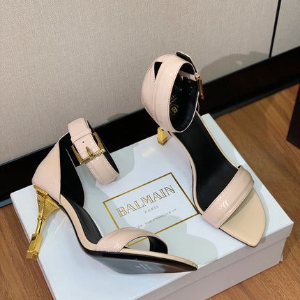 BALMAIN 25S SQUARE STRAP HIGH HEELS 100MM IN BEIGE PATENT CALFSKIN