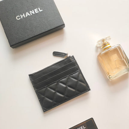 CC ZIPPED CARD HOLDER 11.5 BLACK CALFSKIN GOLD ICON