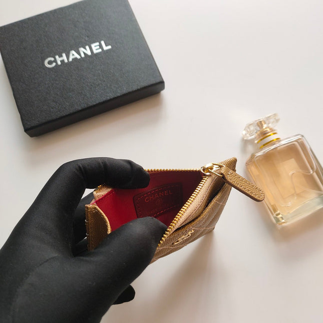 CC ZIPPED CARD HOLDER 11.5 AMBER GRAINED CALFSKIN GOLD ICON