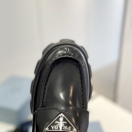 MONOLITH LOAFERS 55MM IN BLACK CALFSKIN