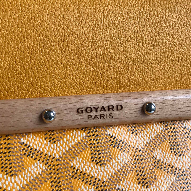 SAIGON SOUPLE BAG 34 IN YELLOW GOYARDINE CANVAS AND CALFSKIN