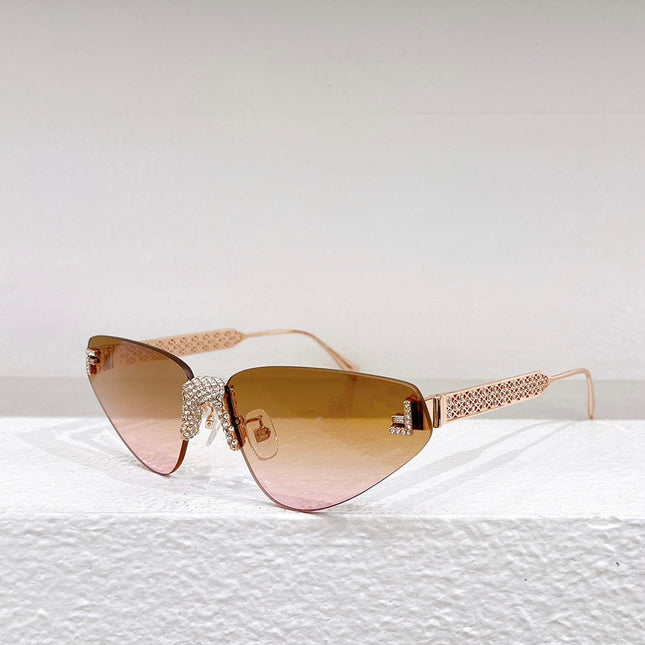 FIRST CRYSTAL RIMLESS TRIANGLE FRAME SUNGLASSES FD4127US IN METAL