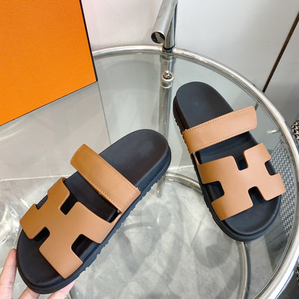 Chypre Sandal Brown Mastic Calfskin Leather