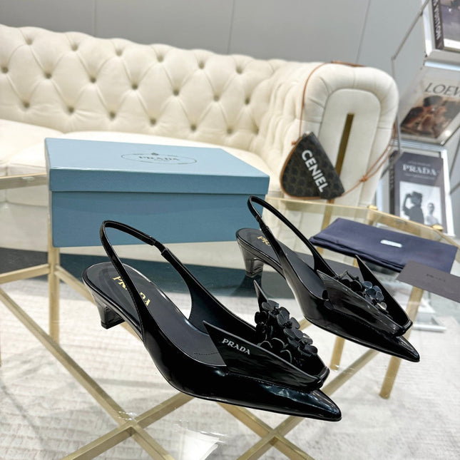 MEDIUM HEEL SLINGBACK ATTACHED CREATIVE FLOWERS IN BLACK PATENT CALFSKIN