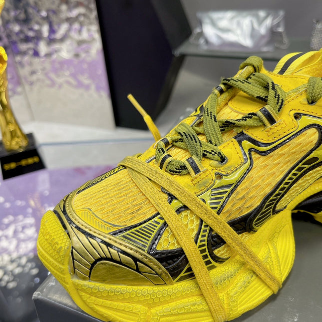 3XL SNEAKER IN YELLOW MIX BLACK MESH AND POLYURETHANE