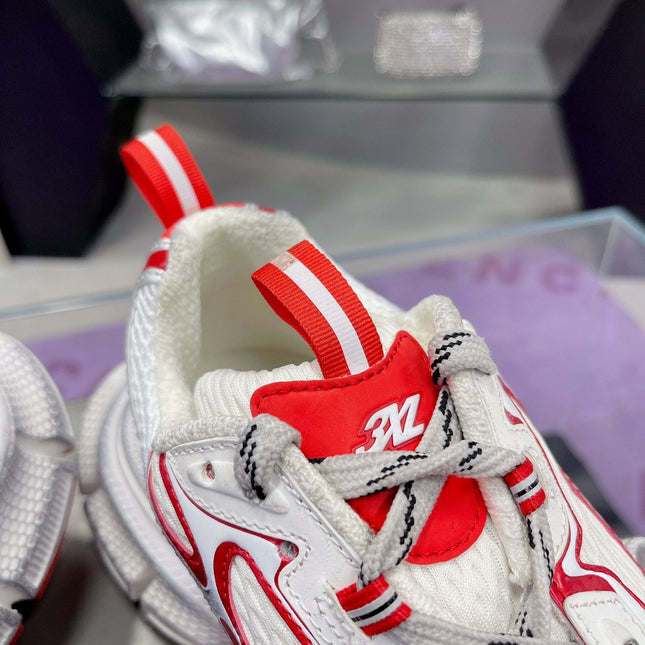 3XL SNEAKER IN RED MIX WHITE MESH AND POLYURETHANE