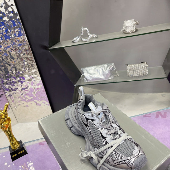 3XL SNEAKER IN ALL GRAY MESH AND POLYURETHANE