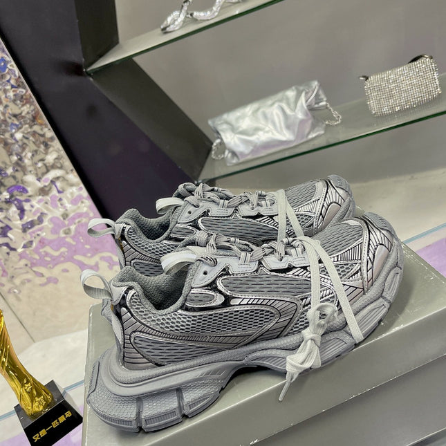 3XL SNEAKER IN ALL GRAY MESH AND POLYURETHANE