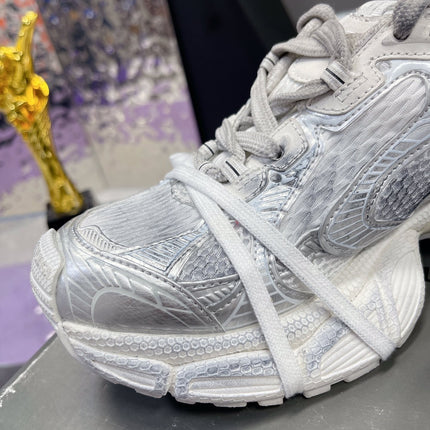 3XL SNEAKER IN SILVER MIX WHITE MESH AND POLYURETHANE