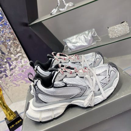 3XL SNEAKER IN GRAY MIX WHITE MESH AND POLYURETHANE