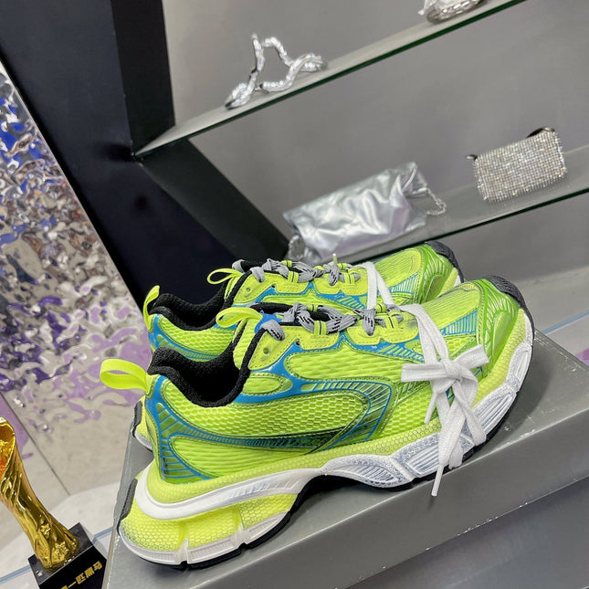 3XL SNEAKER IN NEON GREEN MESH AND POLYURETHANE