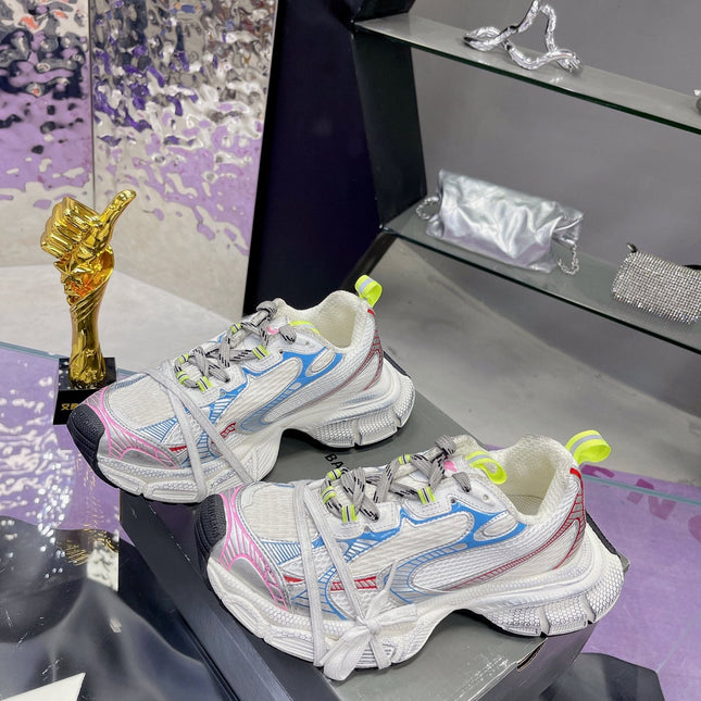 3XL SNEAKER IN WHITE PINK GRAY BLUE MESH AND POLYURETHANE