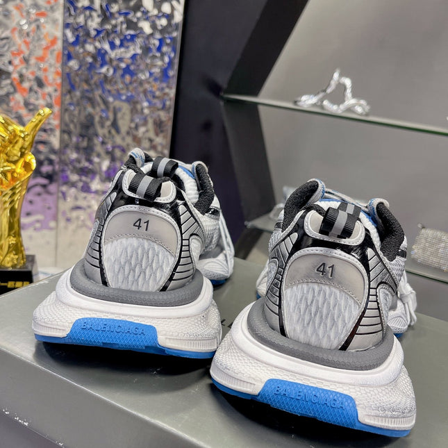 3XL SNEAKER IN WHITE GRAY BLUE MESH AND POLYURETHANE