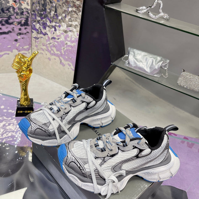 3XL SNEAKER IN WHITE GRAY BLUE MESH AND POLYURETHANE
