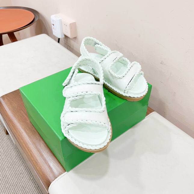 REFINED DAD SANDAL IN WHITE LAMBSKIN