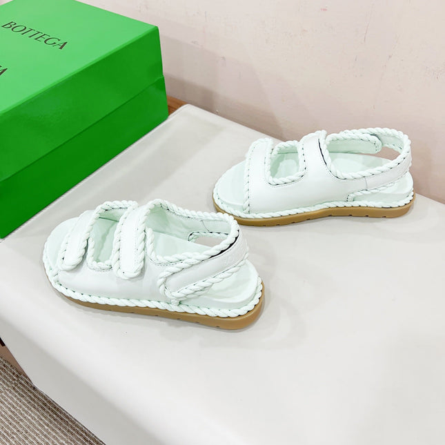 REFINED DAD SANDAL IN WHITE LAMBSKIN