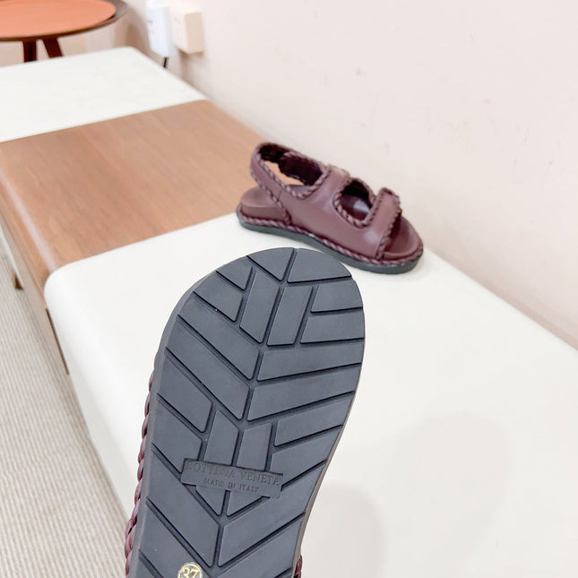 REFINED DAD SANDAL IN WINE RED LAMBSKIN