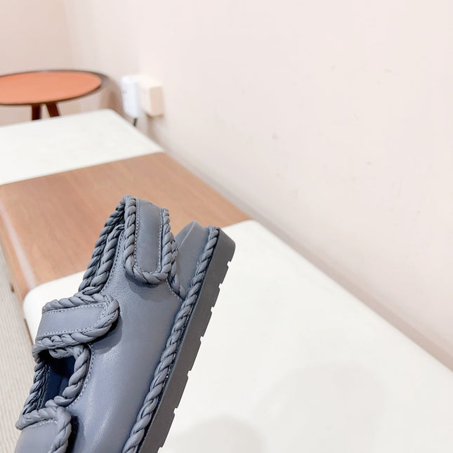 REFINED DAD SANDAL IN BLACK LAMBSKIN