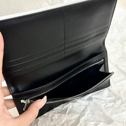 PASSPORT HOLDER 21 IN BLACK CALFSKIN