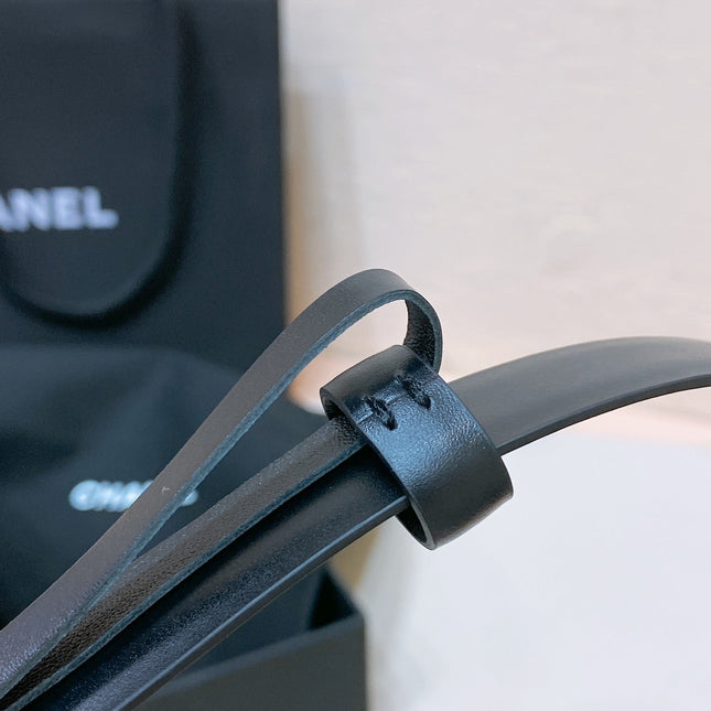 CC BELT 20MM IN BLACK CALFSKIN GOLD HARDWARE ATTACH PEARLS