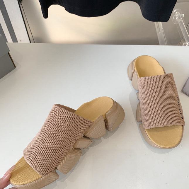 SPEED 2.0 SLIDE SANDAL IN BEIGE RECYCLED KNIT